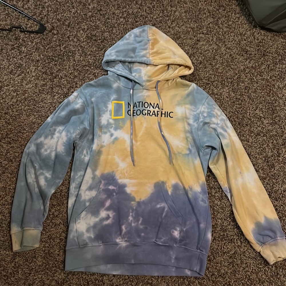 Womens National Geographic hoodie size S.